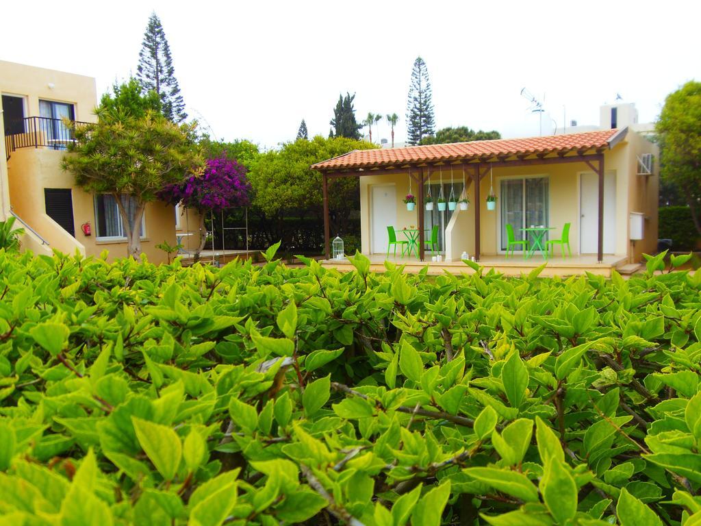 דירות פרוטאראס Light & Blue Gardens מראה חיצוני תמונה